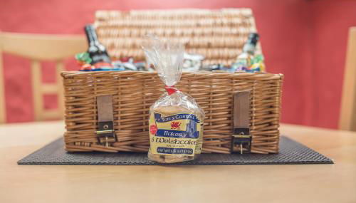 Silk Purse - Photo 4, Other