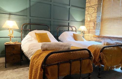 Farndale House-Hot tub - Photo 22