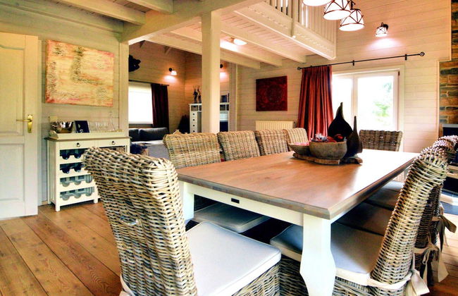 Luxurious Villa with Sauna, Hot Tub, Recreation Room, Large Enclosed Garden - Foto 33