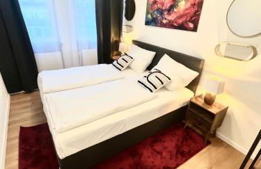 BIG New 7Rooms City Center APARTMENTS and Suites - Foto 41