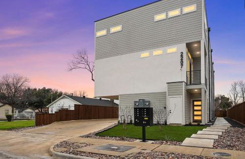 Pet-Friendly 2BR l Private Baths l Stylish Stay - Foto 10