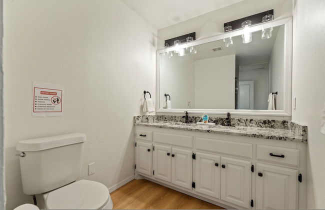 Spacious Lakefront View With Hot Tub and Pool NH - Photo 43