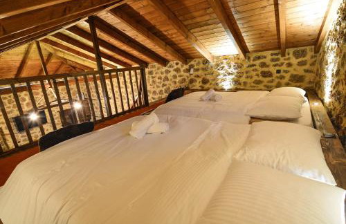 Ξενώνας Νικόλ - Photo 24