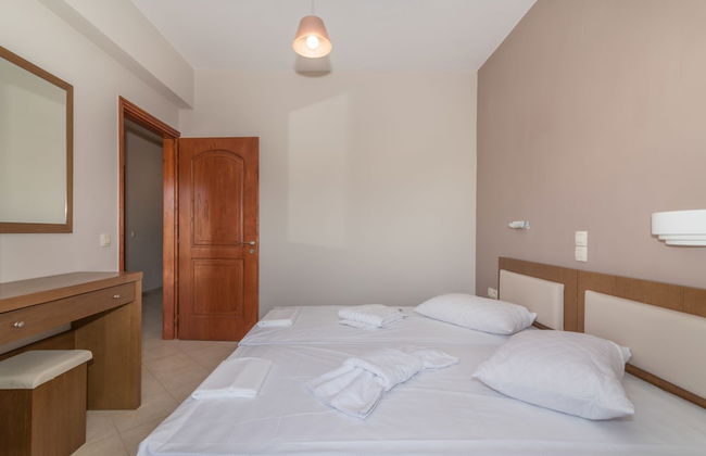 Allegro Studios & Apartments - Photo 6