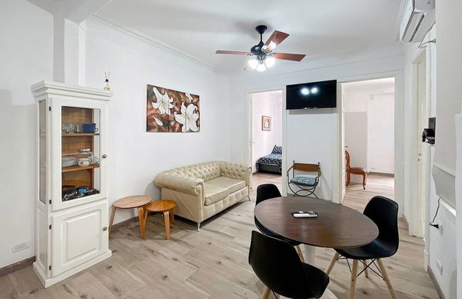 Centrally Located Apartment Near the Obelisco in Buenos Aires Num7826 - Foto 1