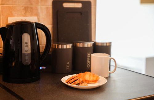 Ideal for Contractors Off-Street Parking Fast Wi-Fi - Foto 14