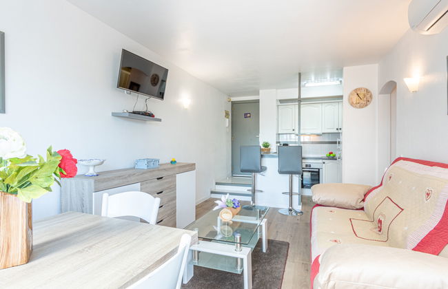 2 bedroom Apartment in Castelló d'Empúries - Photo 6