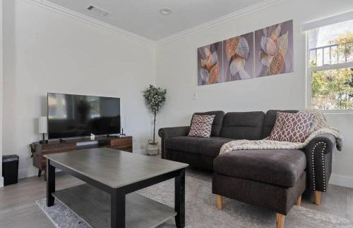 Serene Home in Central Burbank - Foto 16