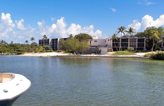Bayfront Townhouse Located In The Lush Tropical Setting Of Rock Harbor Club. 2 Bedroom Condo by RedAwning - Foto 53