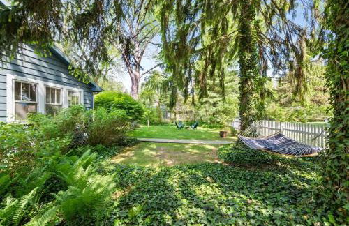 Nan's Escape by Juniper Holiday + Home - Photo 24