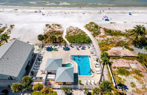 Redington Beach Retreat - Immaculate Beach Condo with Water Views, Pool, Hot Tub - Foto 1