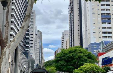 101- Lindo Apartamento Amplo e decorado, 2 quartos, sala, cozinha completa, mobiliario moderno, lavanderia , Excelente localização no bairro Bigorrilho - Photo 43