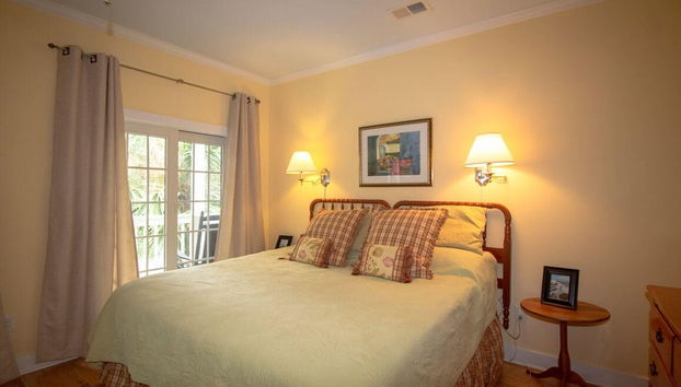 694 Bonito Rd - Foto 2, Habitación