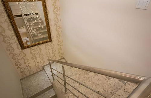 Sobrado com 1 suite 2 quarto ar 1km Shopping JL - Foto 105