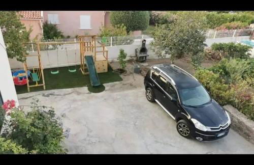 Appartement entre mer et montagne avec beau jardin - Foto 11