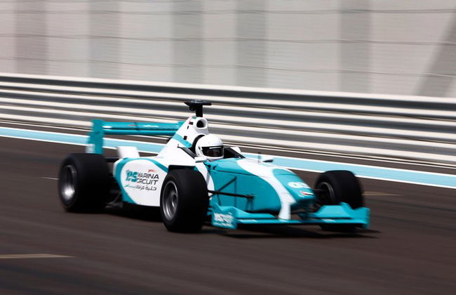 Formula Yas 3000 Driving Experience _ Full - Foto 6