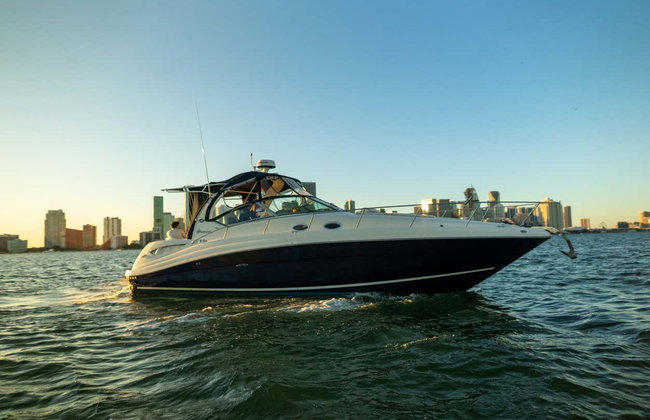 Passeio de iate privado por Miami - Foto 6