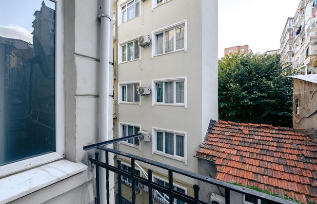 Flat With Balcony 8 min to Istiklal Avenue - Foto 12