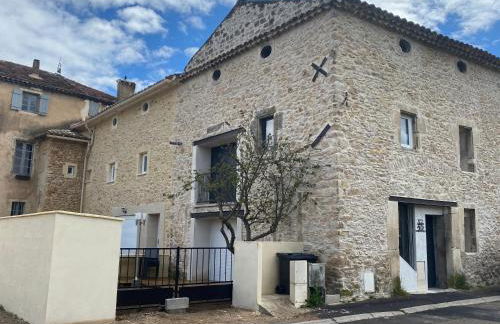 REZ de jardin moderne 4 chambres 8 personnes jardinet - Foto 16