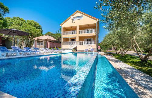 MY DALMATIA - Momo's paradise with 2 infinity pools & 7 bedrooms - Foto 3