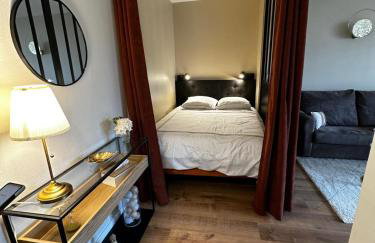 LE MONET studio proche Bordeaux avec balcon wifi & place de parking privé prox tram et Aéroport - Foto 2