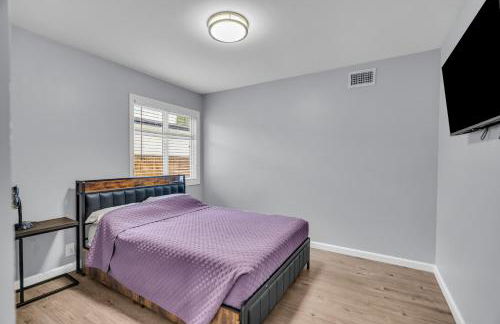 Sunny Simi Valley Valley 4BR 3BR LTR Modern Home Dedicated Work Place High Speed internet - Foto 20