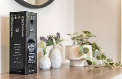 Spacious 2BD-Close To Everything - Foto 26