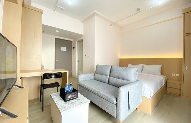 Comfort And Simply Design Studio At Vasanta Innopark Apartment - Foto 4