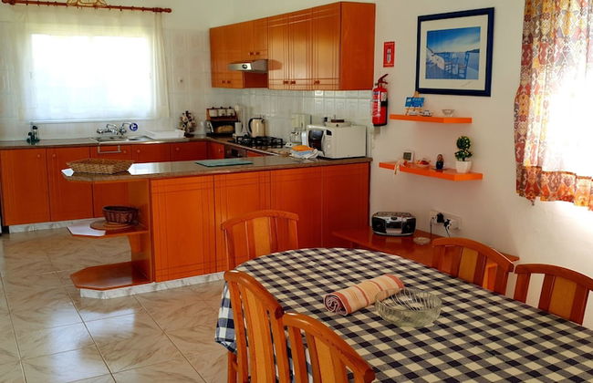 Chriseleni Latchi Villas - Photo 20