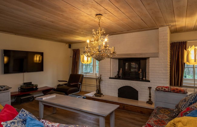 Charming Beach Villa With Thatched Roof - Photo 31