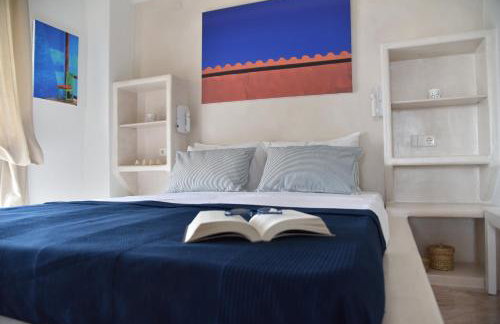 KyMa Studios and Suites - Photo 2