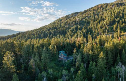 Wyoming Cabin with Hot Tub and Mountain-View Deck - Foto 34