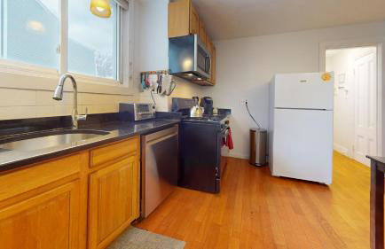 Cozy 1 bed, 1 bath in Brookline Village - Foto 9