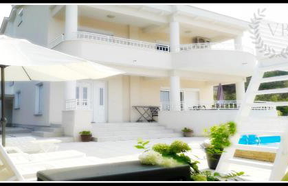 Villa Bella By The Sea - Heated Pool, Jacuzzi, Sauna - Photo 2