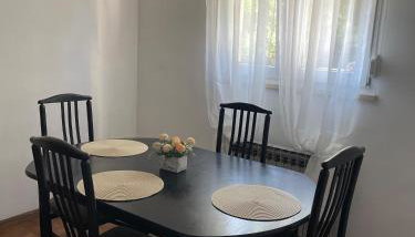Mandic Apartment - Self check-in - Free Parking - Free WiFi - Fully Air-Conditioned - Foto 3