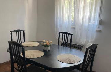Mandic Apartment - Self check-in - Free Parking - Free WiFi - Fully Air-Conditioned - Foto 3