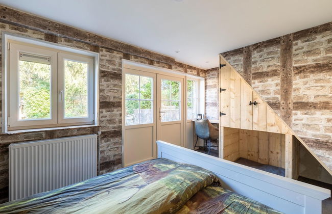 Forestside Escape Near Lake - Photo 5