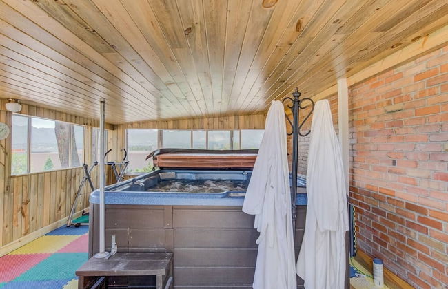 Garden-level Perfect Hot tub Fire Pit & More! - Foto 12