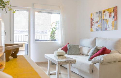 Homely Málaga San Juan de Letrán con Terraza - Photo 53