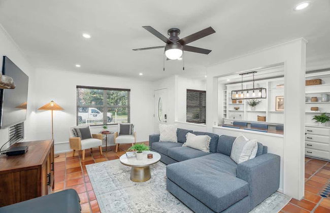 Pecan Retreat-half Mile to Main - Foto 17