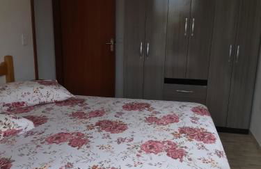 Residencial Lena a 300 metros da praia - Foto 37