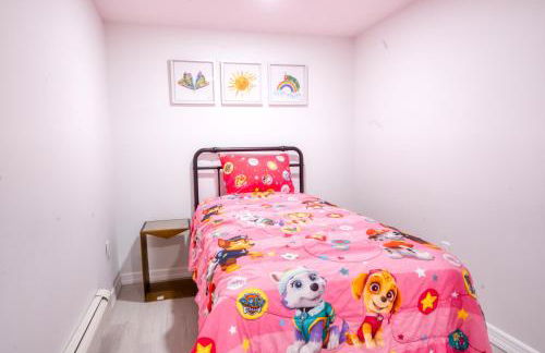 Brand New House with Huge Patio - Photo 24