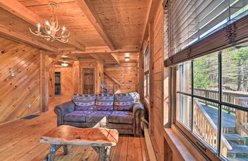 Athol Cabin with Deck and Fire Pit, 10 Mi to Lake - Foto 15