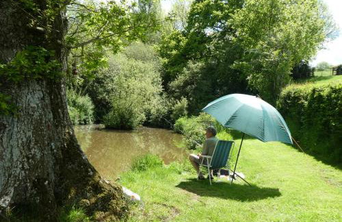 Pound Farm Holidays - Orchard Lodge - Photo 23