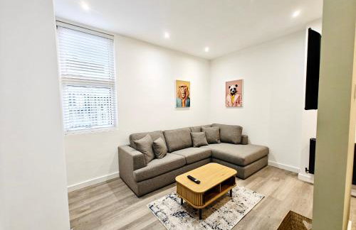 Modern 1-Bed in Victorian Building, Bury - Foto 5