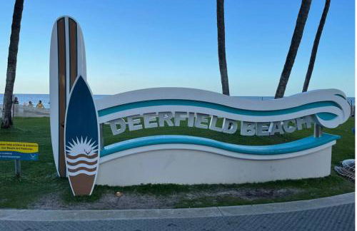 Amazing Home w Heated Pool 8 mins to the Beach - Foto 7