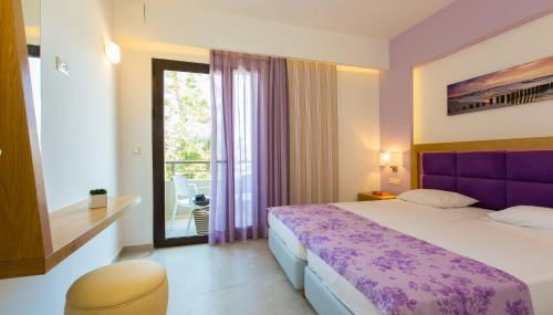 Eltina Hotel - Photo 4