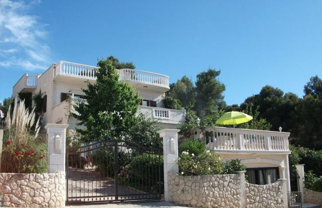 Huge terrace with sea view of the bay - Foto 12