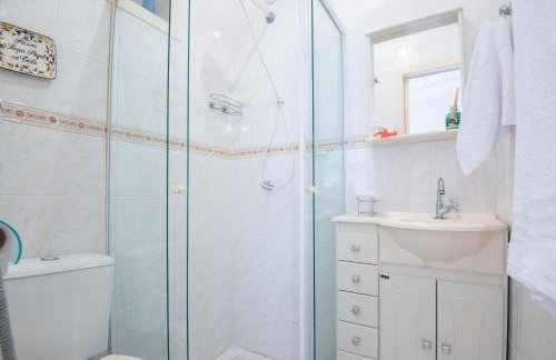 Casa em condomínio com piscina na melhor localização de Búzios - Foto 35