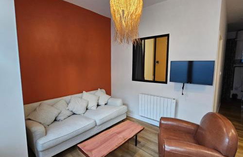 Appartements 4, 5 et 10 personnes rénovés en centre-ville - Foto 2